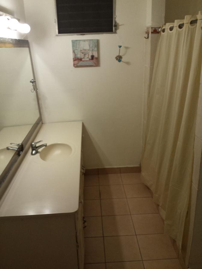 Hostal Aqui Me Quedo San Pedro Sula Buitenkant foto